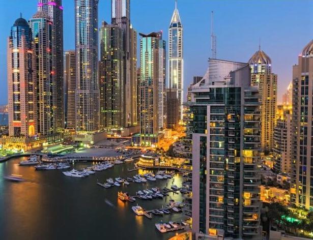 Higuests - Sparkle Towers 2 Dubaj Exteriér fotografie